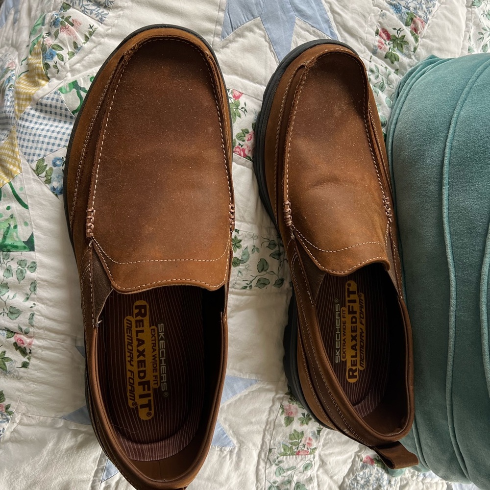 Men’s size 15 Skechers - extra wide fit Brown